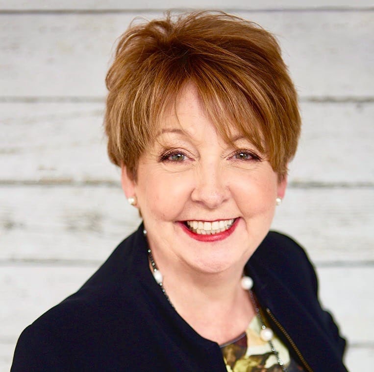 Thought leadership for Salespeople with Bernadette McClelland